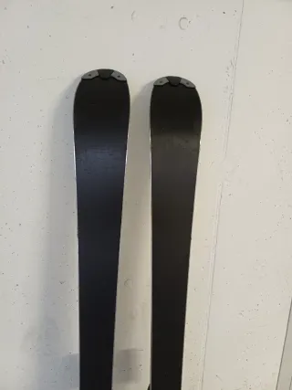 Rossignol Zenith z5 2007 con racchette e custodia