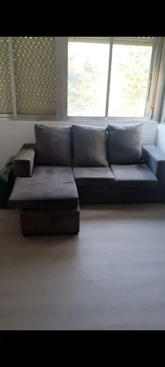 Sofá modular gris tela