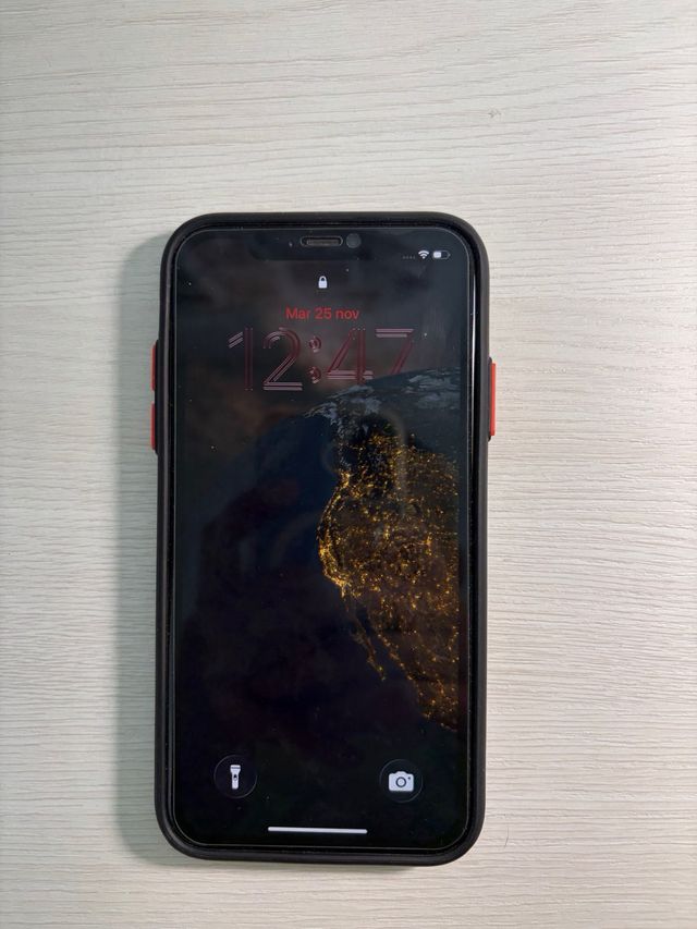 iPhone 11, 128GB en color Rojo