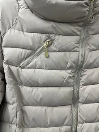 Cazadora beige diseño