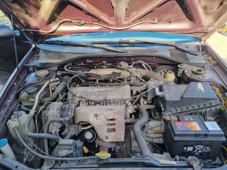 Toyota Avensis 1999, 2.0 familiar