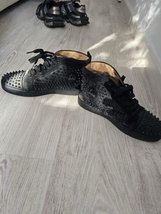 Zapatos Louis Vuitton Negros con Tachuelas