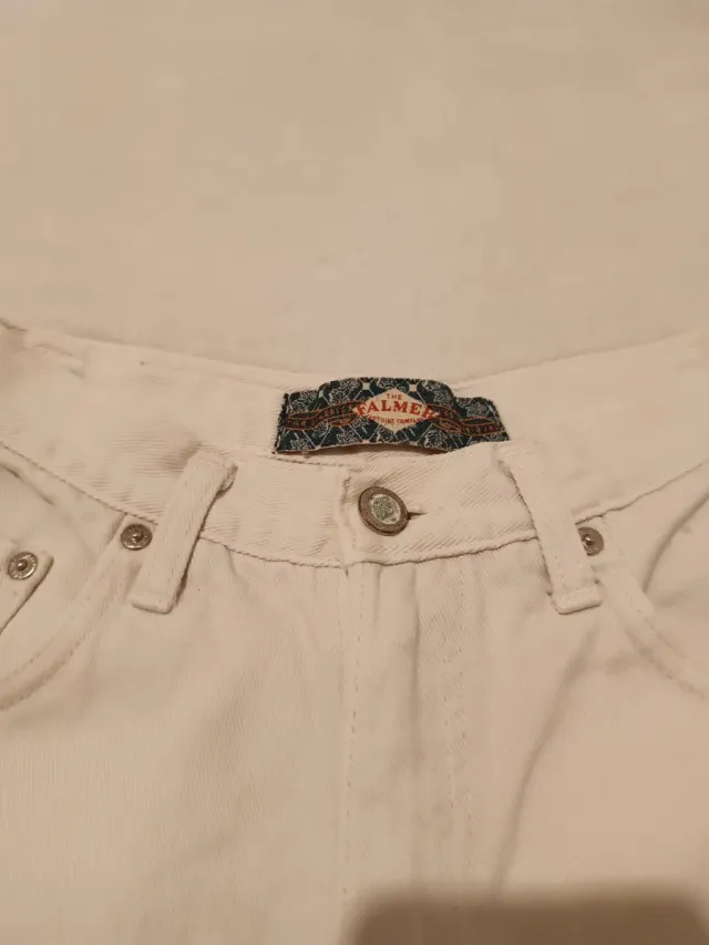 Pantalones cortos blancos niña