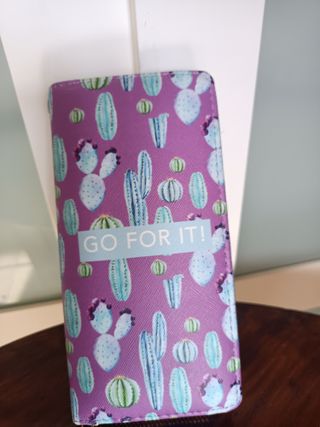 Cartera monedero cactus morado
