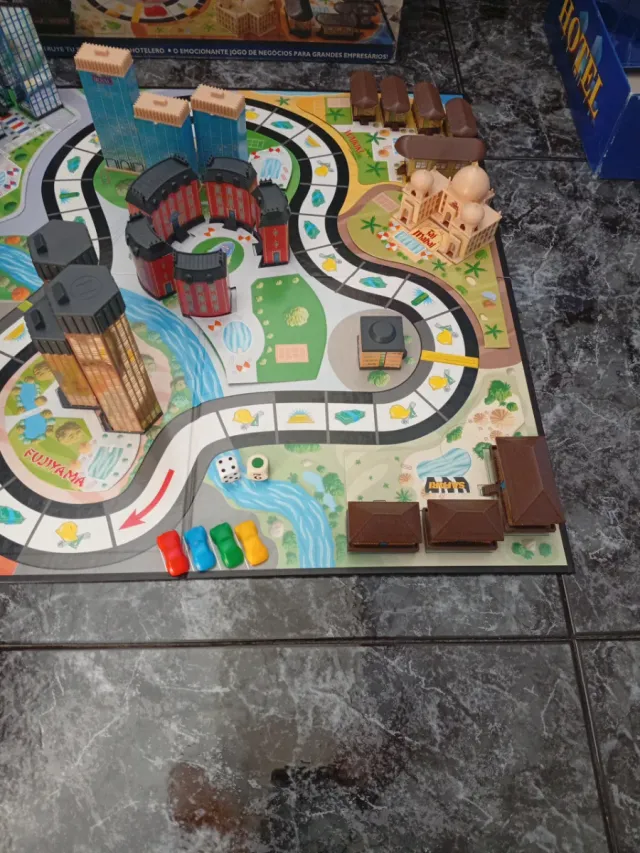 Juego de mesa Hotel MB