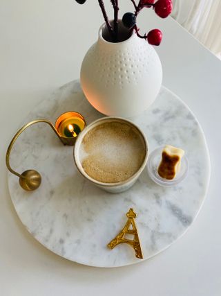 Broche Torre Eiffel Yves Saint Laurent Dorado