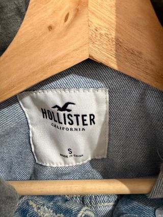 Chaqueta vaquera Hollister con capucha Talla S