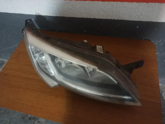 Focos Delanteros Fiat Ducato 2019