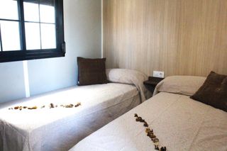 Mobilhomes Cuni ,Pira