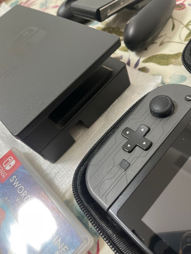 Nintendo Switch V2 + Juegos