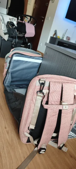 Mochila cambiador bebé multifunción gris/rosa