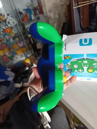 Mando Hori Battle Pad Luigi Super Mario Wii U