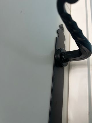 Tirador puerta negro rústico