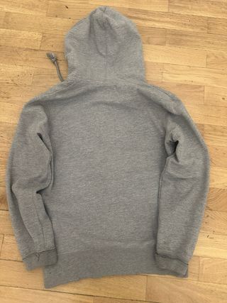 Sudadera gris con cremallera Talla M