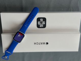 Apple Watch SE GPS 40mm Argento/Blu