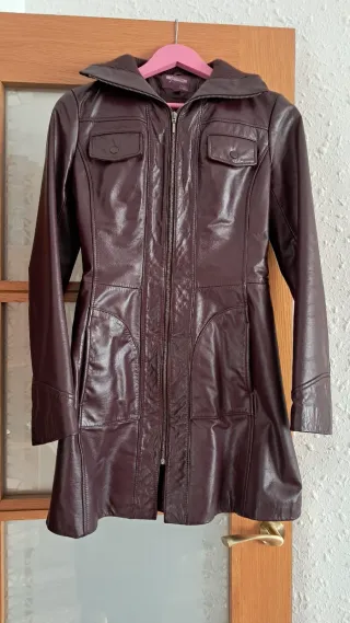 Cazadora efecto piel Teen Stradivarius