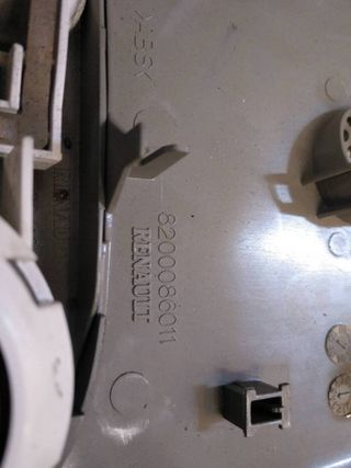 Luz renault 8200086011 clio ii authentique 117386