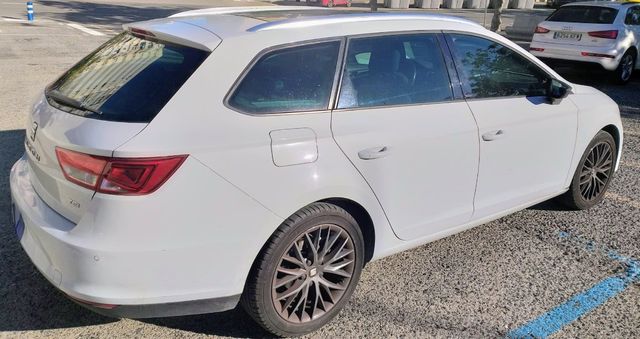 SEAT Leon ST 2015 CONNECT plus.