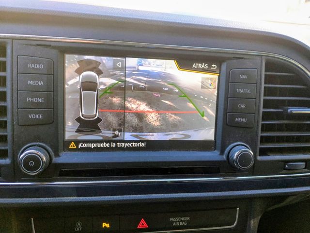 SEAT Leon ST 2015 CONNECT plus.