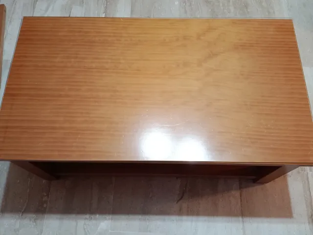 Mesa de centro madera con cristal protector