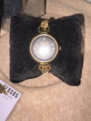 Reloj Versus Versace Roslyn Malla Dorado Negro