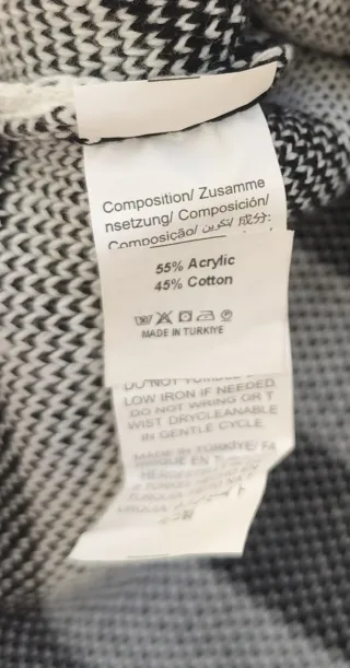 ‼️ NO NEGOCIABLE ‼️  Rebeca abotonada talla S