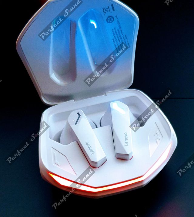 Auriculares inalámbricos Lenovo GM2 PRO (blanco)