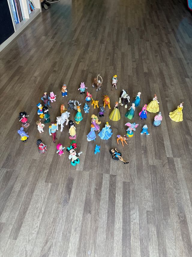 Figuras infantiles variadas 48 unidades