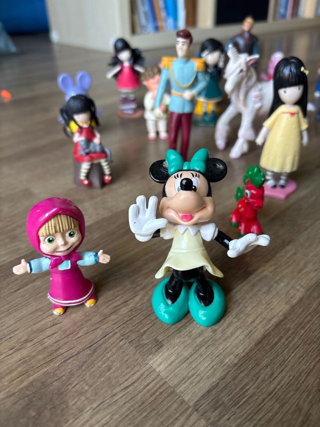 Figuras infantiles variadas 48 unidades