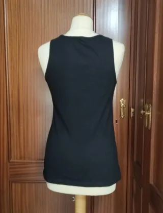 Camiseta negra del Sevilla FC.