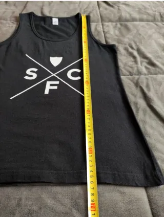 Camiseta negra del Sevilla FC.