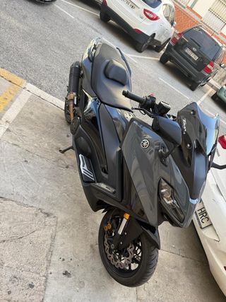 Yamaha T-MAX 560 Tech MAX año 2022