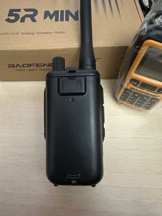 2 x BAOFENG UV-5R MINI color naranja