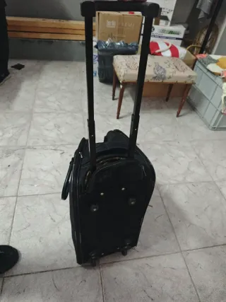 Valigia da viaggio Fendi nera