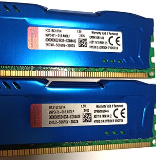2 Pezzi -Kingston Fury HyperX 4GB DDR3 1600MHz RAM