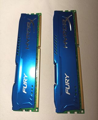 2 Pezzi -Kingston Fury HyperX 4GB DDR3 1600MHz RAM