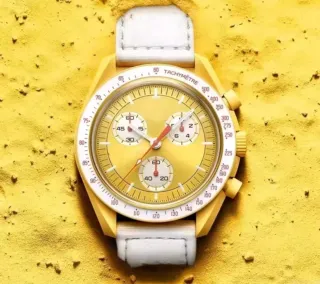 Reloj Amarillo y Blanco