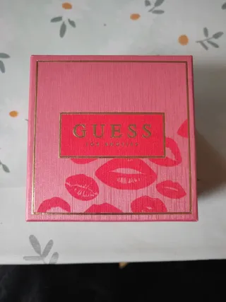 Set Collar y Pendientes Guess Corazón Dorado