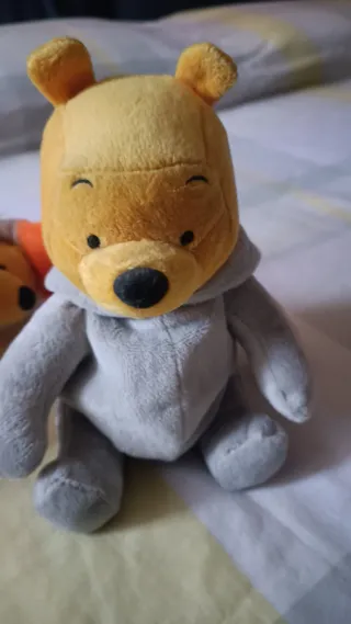 2...Peluche Winnie the Pooh