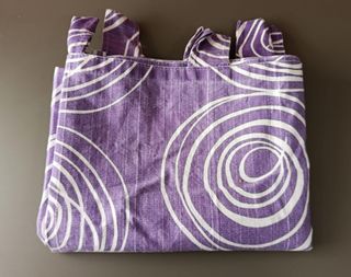 Cortina morada con espirales blancas 140x250