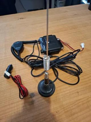 Emisora Midland M-Mini CB