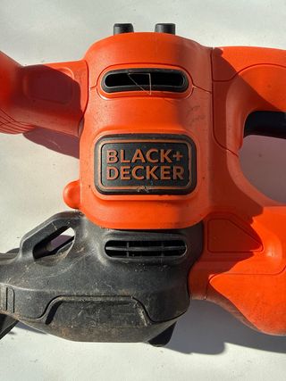 Tagliasiepi Black+Decker