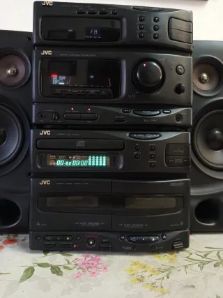 EQUIPO DE MUSICA MINICADENA