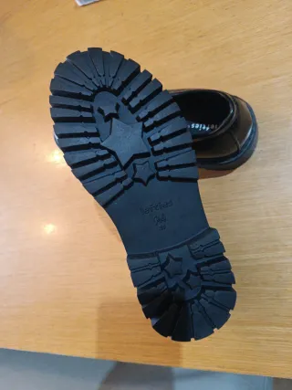 Mocasines Lefties niña negros con cadena talla 34