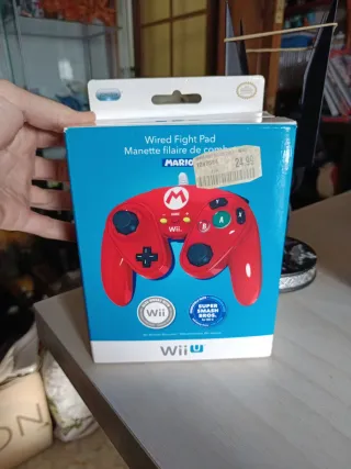 Mando Wired Fight Pad Mario Wii U