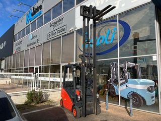 Carretilla Elevadora Diésel Linde H20 MATRICULADA