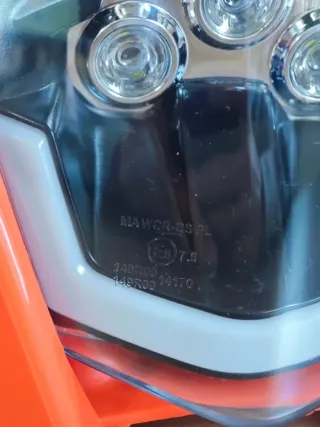KTM Careta Faro LED MOTO COLOR BLANCO O NARANJA