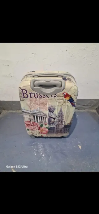 Maleta mediana rígida multicolor