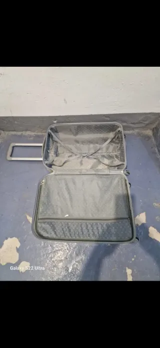 Maleta mediana rígida multicolor