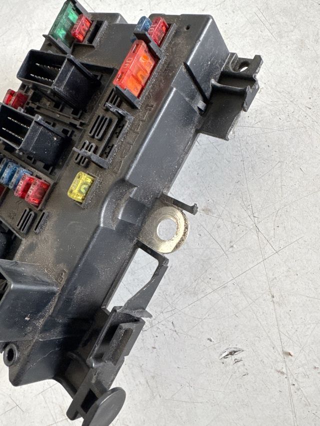 Caja fusibles BSM B2 9644038780